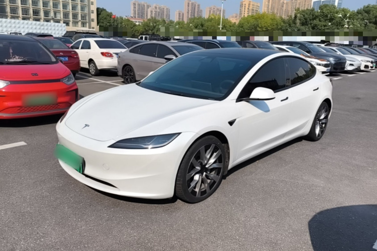 Tesla Model 3 2023 #2 Tesla Model 3 2023 car image #2