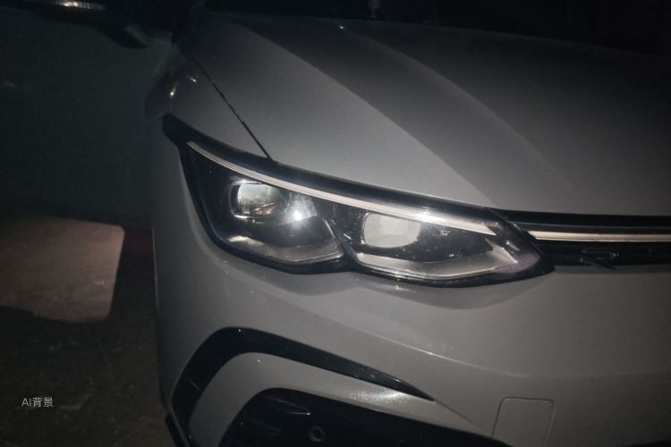 Volkswagen Golf 2024 car image #8
