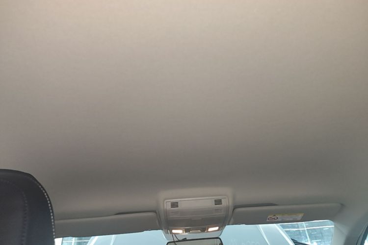 Volkswagen Polo 2023 car image #18