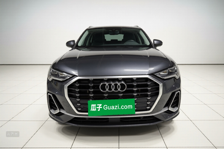 Audi Q3 2021 car image #3