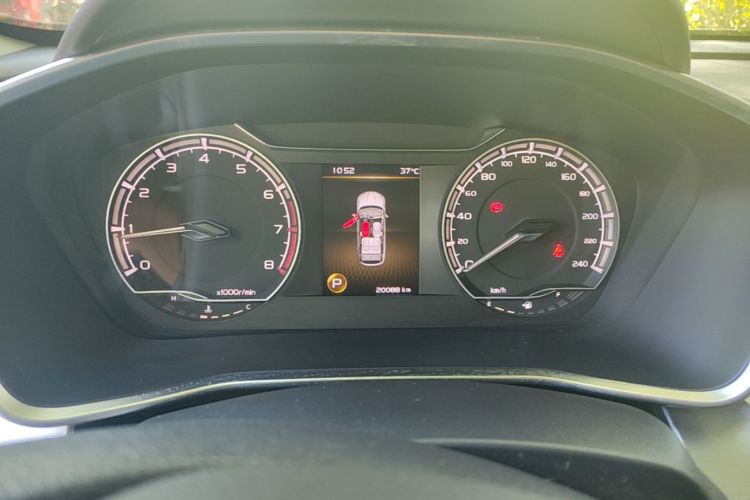 GEELY Coolray 2020 #12 GEELY Coolray 2020 image de voiture #12
