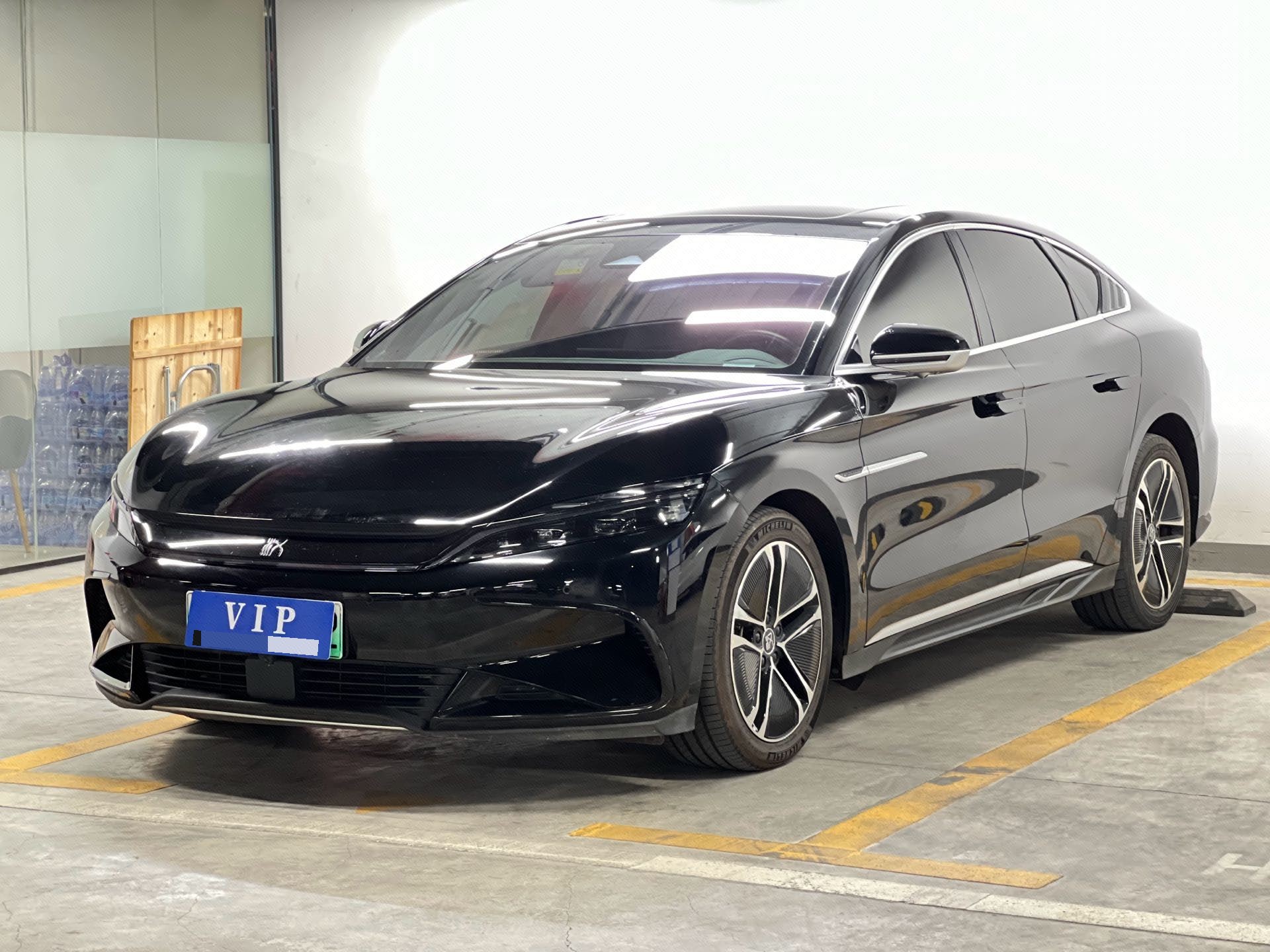BYD Han 2024 BYD Han 2024 car image