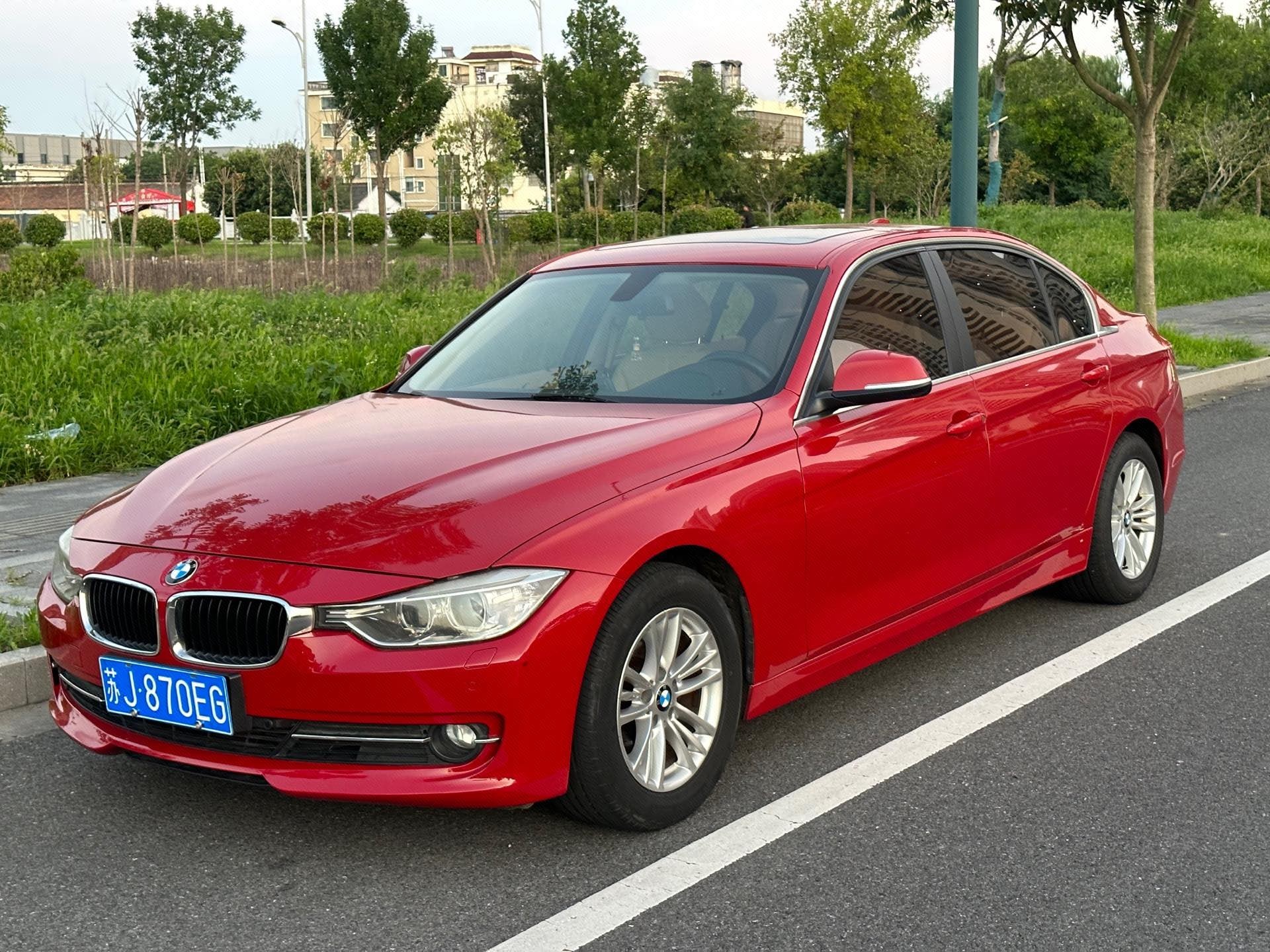 BMW 3 Series 2014 car image 