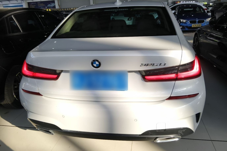 BMW 3 Series 2020 #6 BMW 3 Series 2020 car image #6