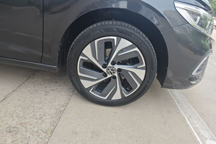 Volkswagen Bora 2025 car image #9