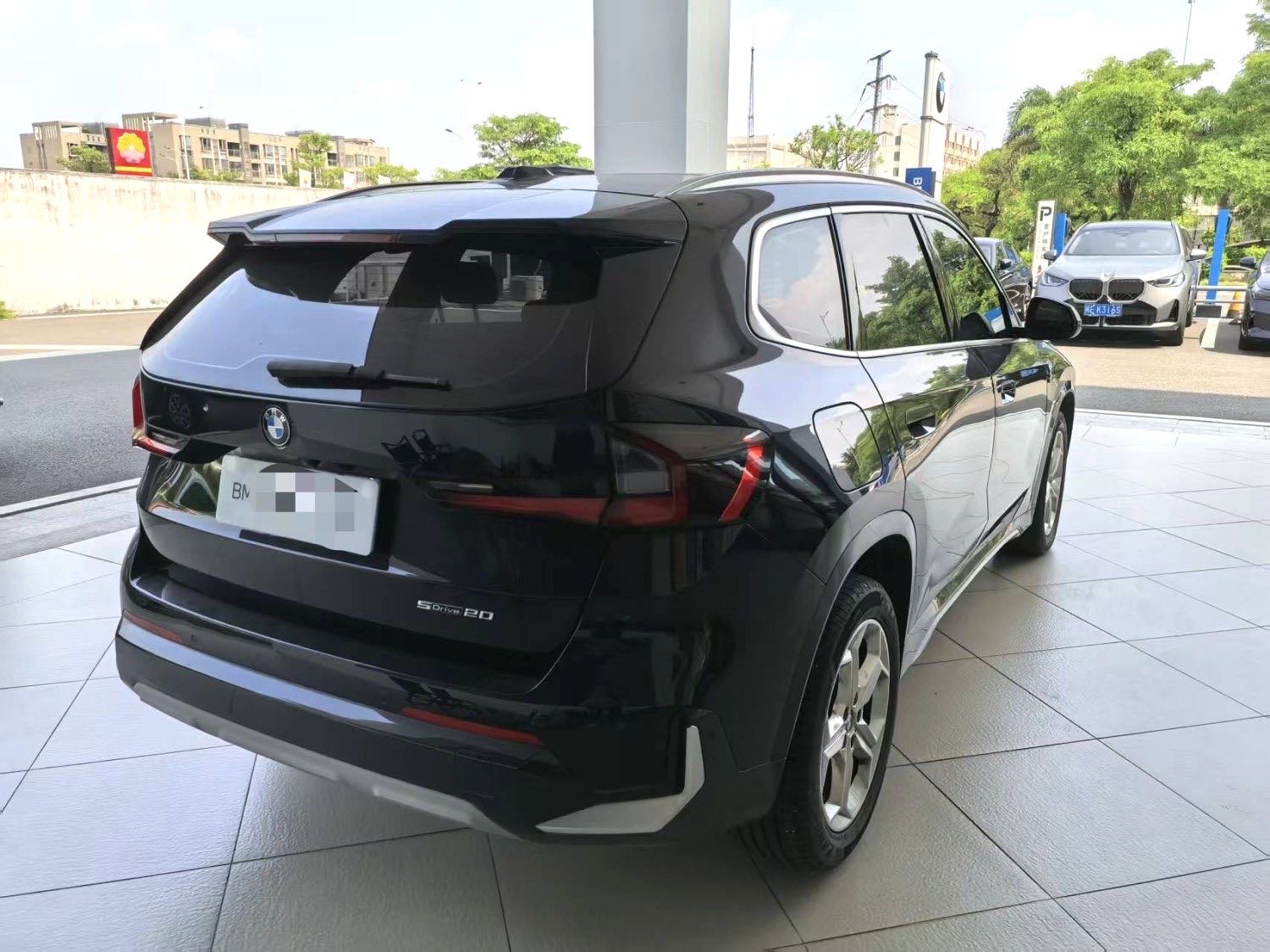 BMW X1 2023 car image #6