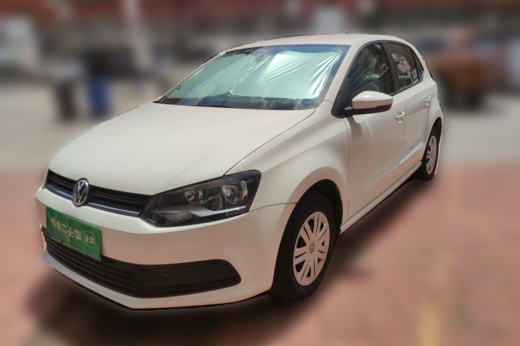 Volkswagen Polo 2017 car image #2