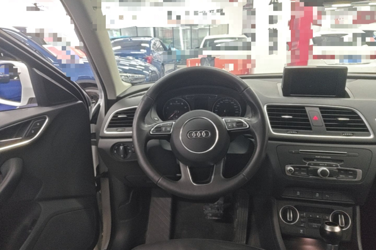 Audi Q3 2016 #11 Audi Q3 2016 car image #11