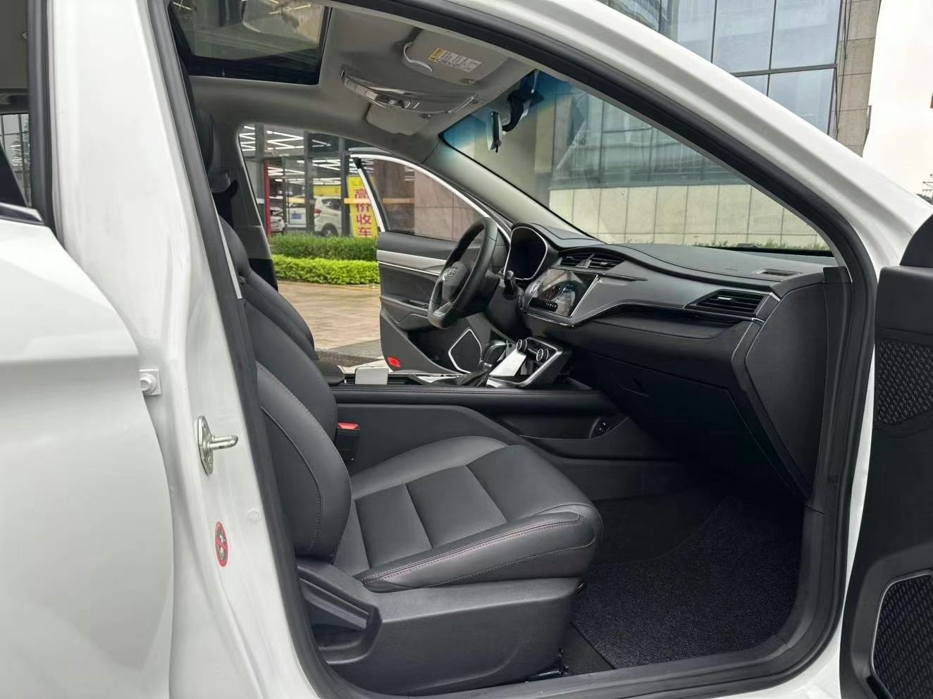 GEELY Binray 2020 #4 GEELY Binray 2020 car image #4