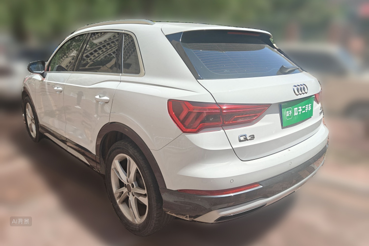 Audi Q3 2020 car image #5