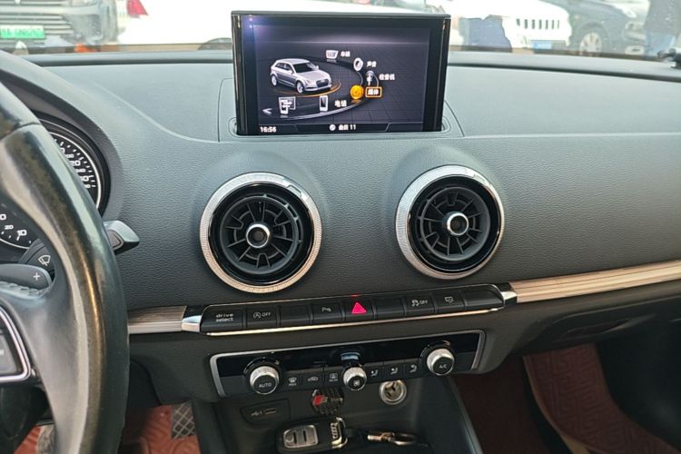 Audi A3 2019 صورة سيارة #13