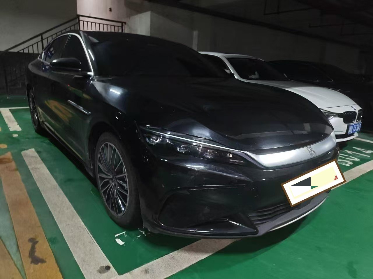 BYD Han 2023 car image #2