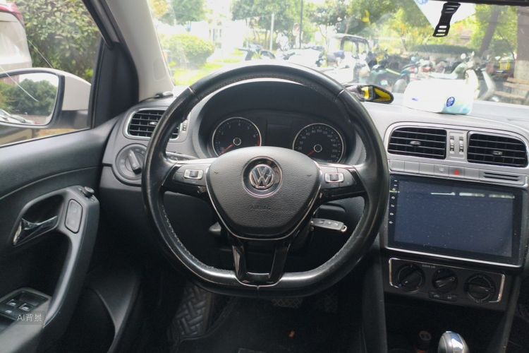 Volkswagen Polo 2017 #12 Volkswagen Polo 2017 car image #12