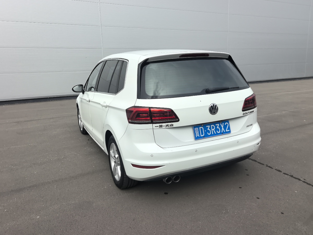 Volkswagen Golf Sportsvan 2018 #6 Volkswagen Golf Sportsvan 2018 car image #6