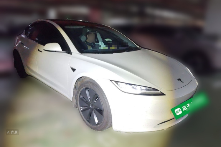 Tesla Model 3 2025 car image #4