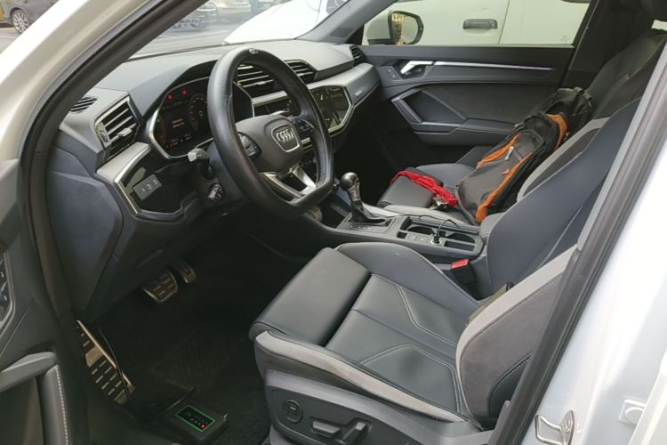 Audi Q3 2024 image de voiture #15