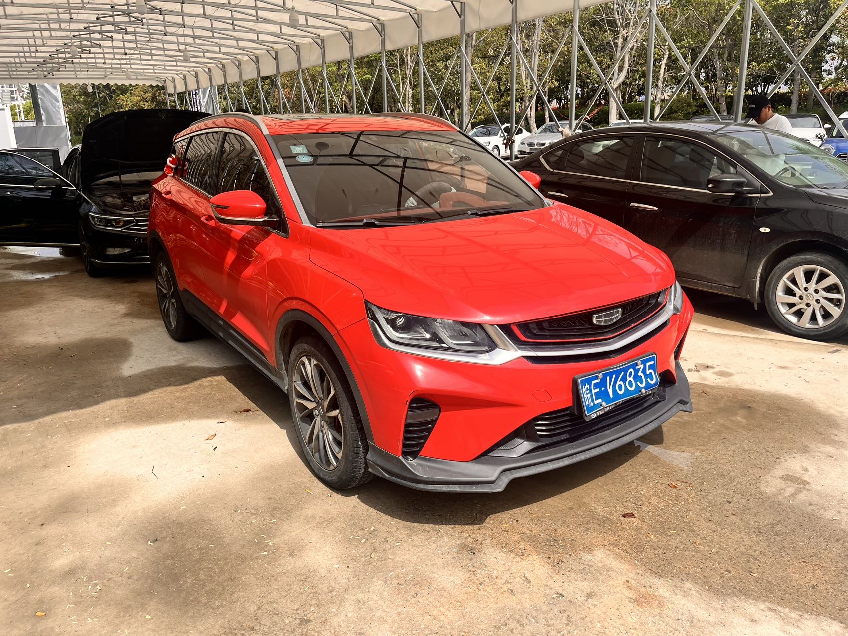 GEELY Coolray 2019 imagen de coche #3