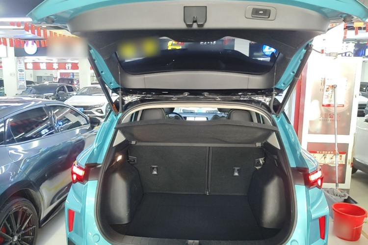 GEELY Coolray 2023 #19 GEELY Coolray 2023 car image #19