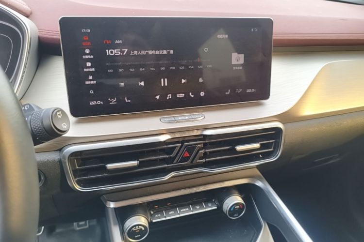 GEELY Coolray 2019 #13 GEELY Coolray 2019 car image #13