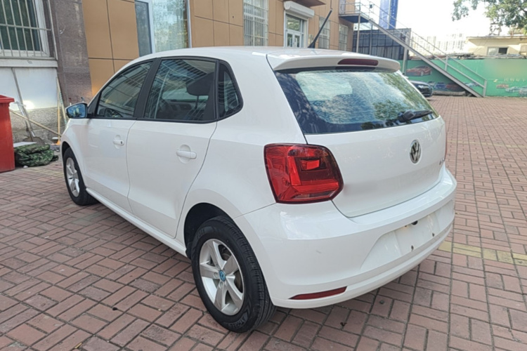 Volkswagen Polo 2016 #5 Volkswagen Polo 2016 car image #5
