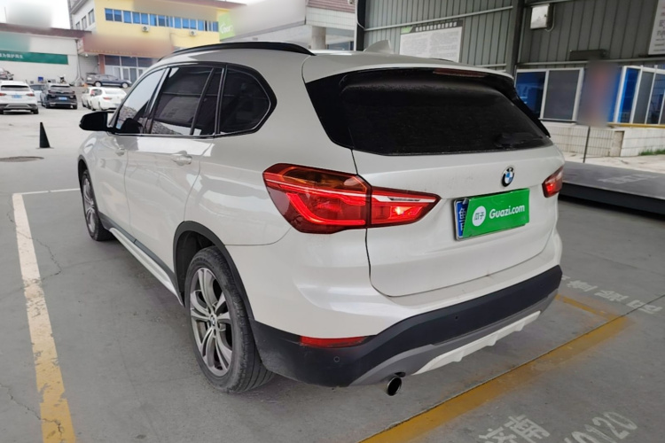 BMW X1 2018 #5 BMW X1 2018 car image #5