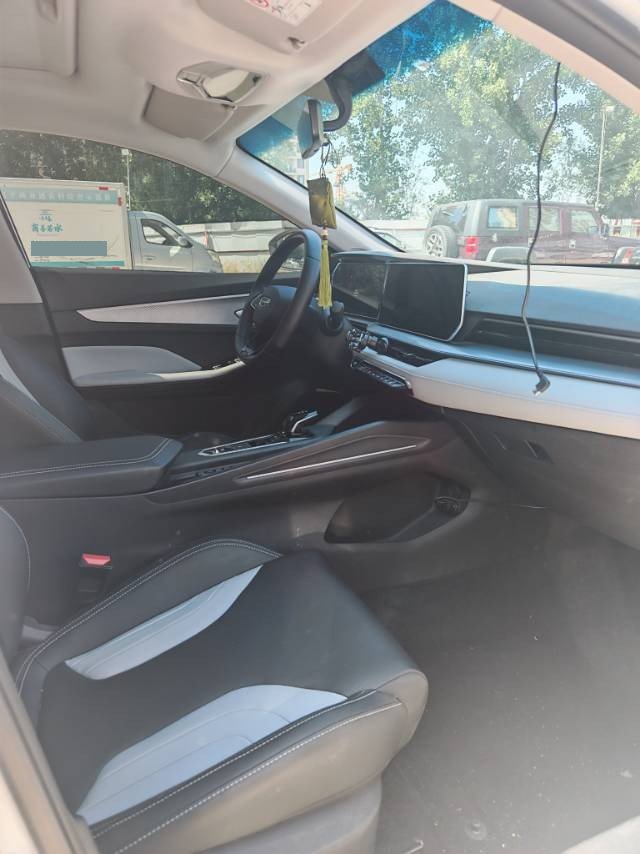 GEELY Binray 2023 image de voiture #6