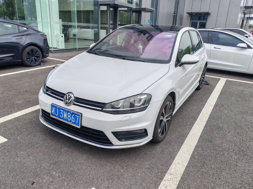 Volkswagen Golf 2016 Volkswagen Golf 2016 car image