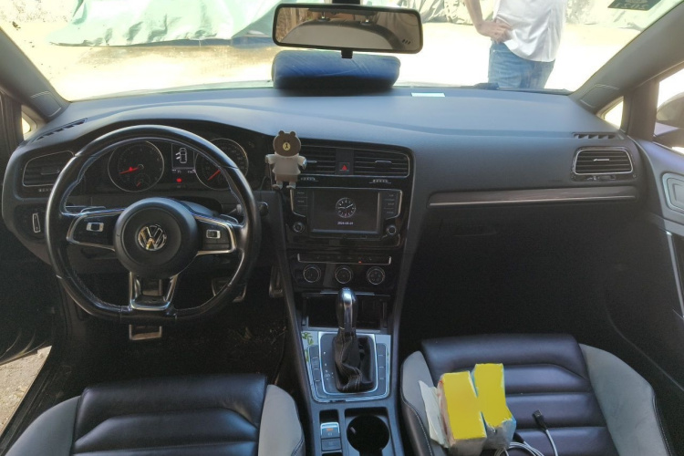 Volkswagen Golf 2017 #12 Volkswagen Golf 2017 car image #12