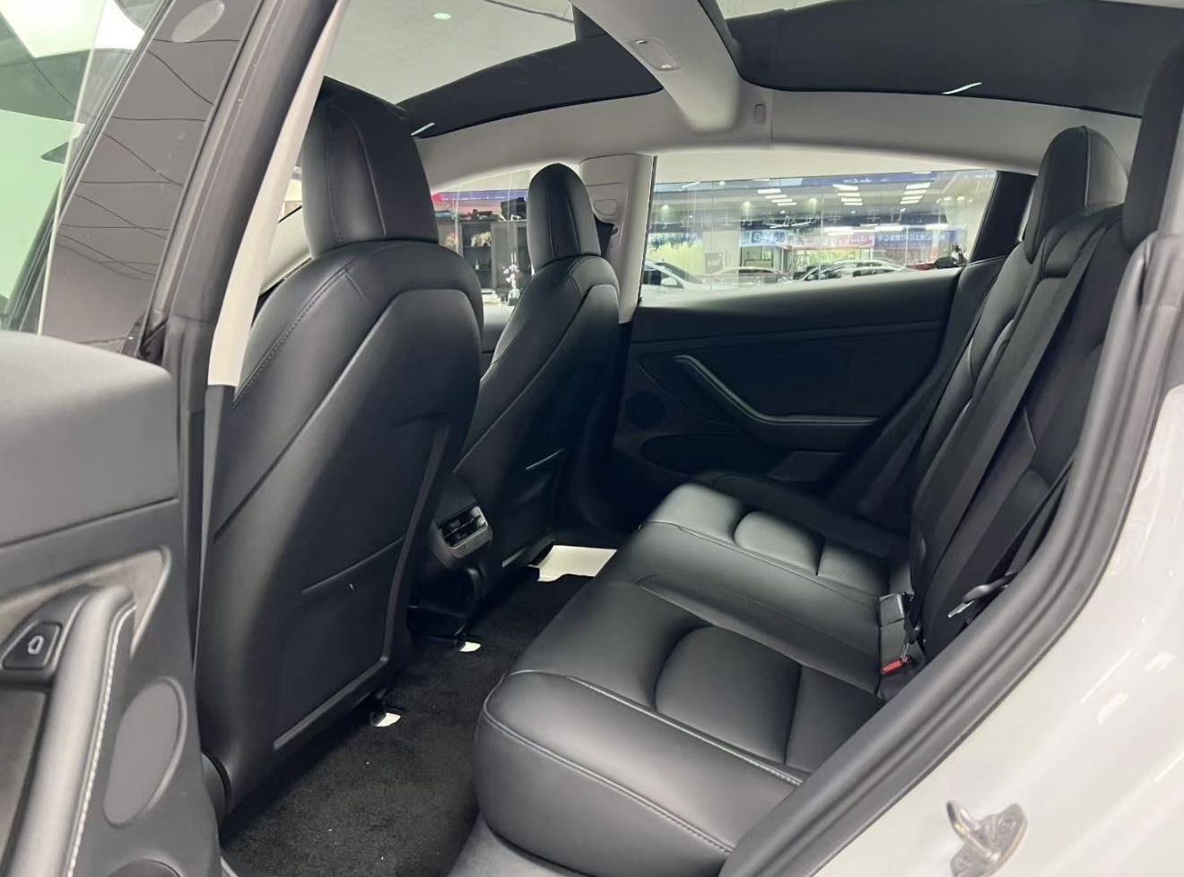 Tesla Model 3 2022 #6 Tesla Model 3 2022 صورة سيارة #6