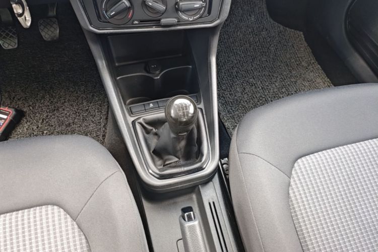 Volkswagen Santana 2020 car image #20