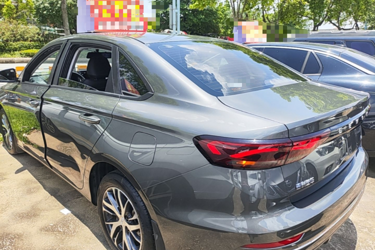 GEELY Emgrand 2024 #7 GEELY Emgrand 2024 car image #7