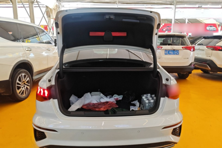 Audi A3 2023 immagine di auto #19