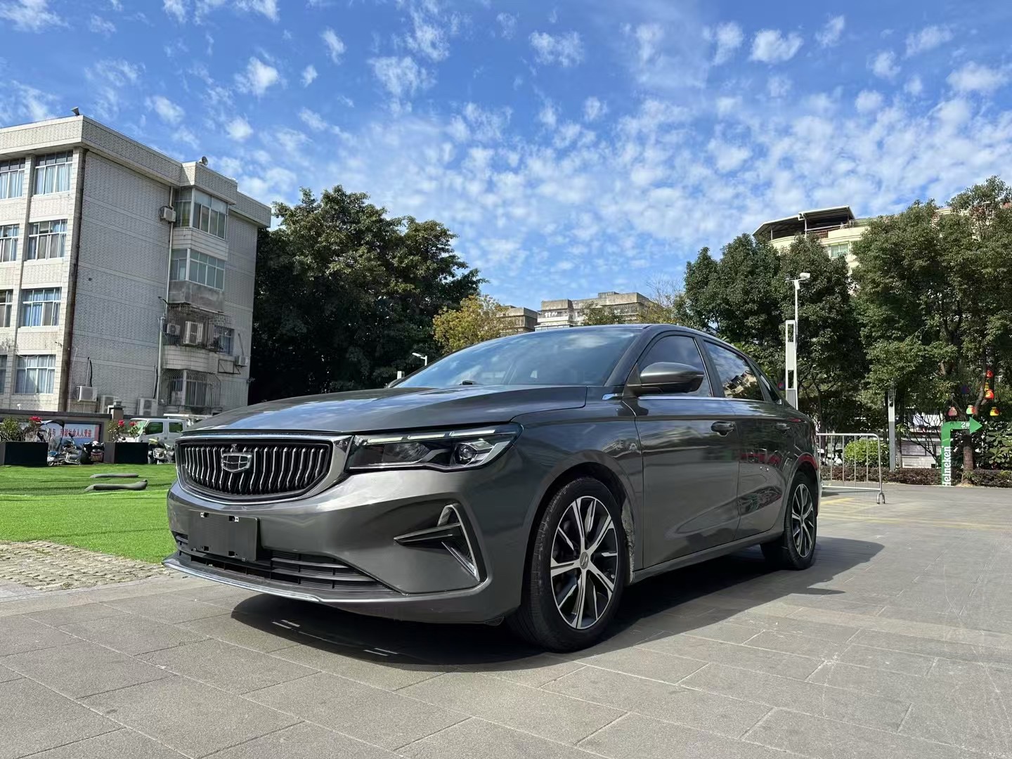 GEELY Emgrand 2022 car image 