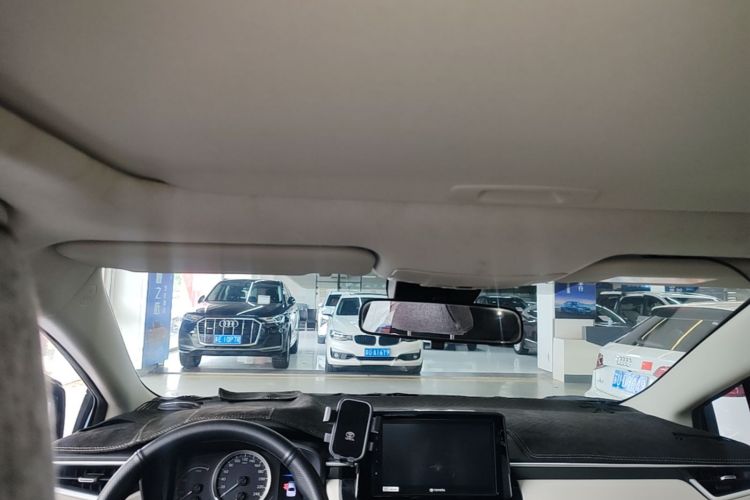 Toyota Corolla 2019 car image #18
