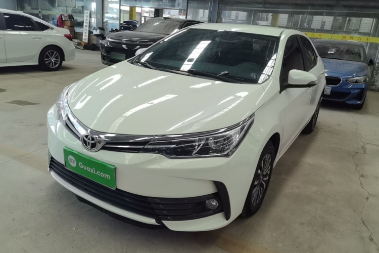 Toyota Corolla 2019 #2 Toyota Corolla 2019 car image #2
