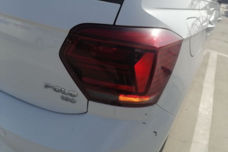 Volkswagen Polo 2021 صورة سيارة #8