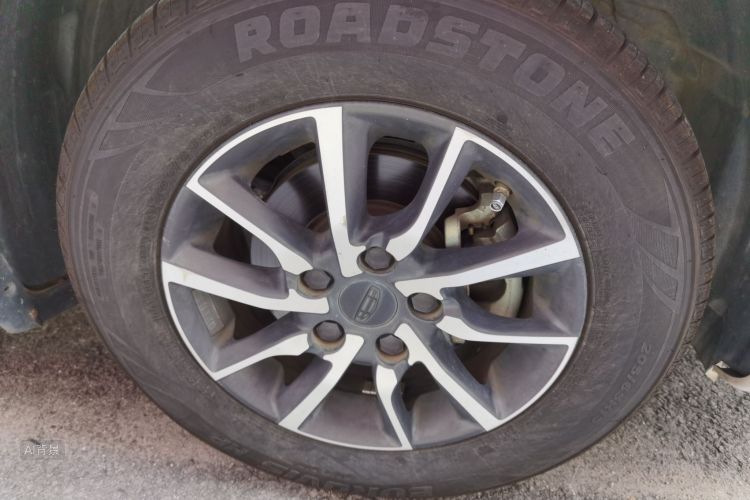 GEELY Emgrand 2020 car image #9