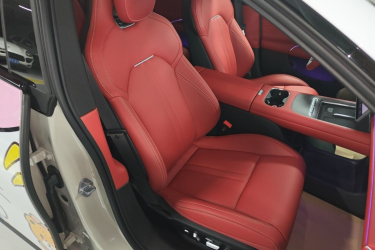2026 #24 2026 imagem de carro #24