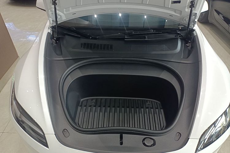 Tesla Model 3 2024 #22 Tesla Model 3 2024 car image #22