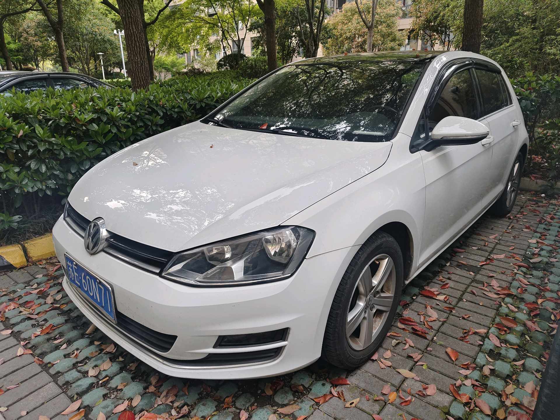 2015 2015 car image