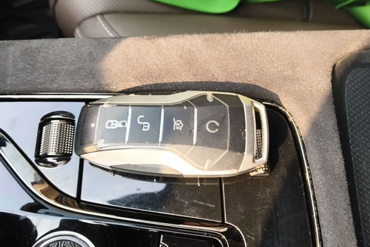 BYD Han 2022 imagem de carro #9