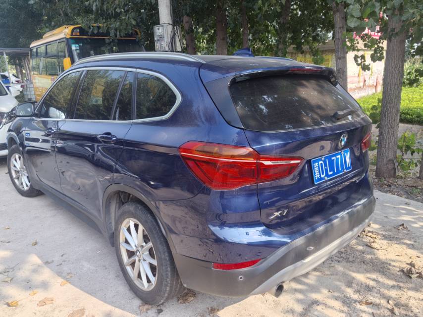 BMW X1 2018 #6 BMW X1 2018 car image #6
