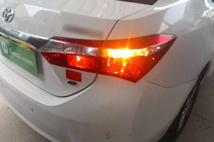 Toyota Corolla 2015 #8 Toyota Corolla 2015 car image #8