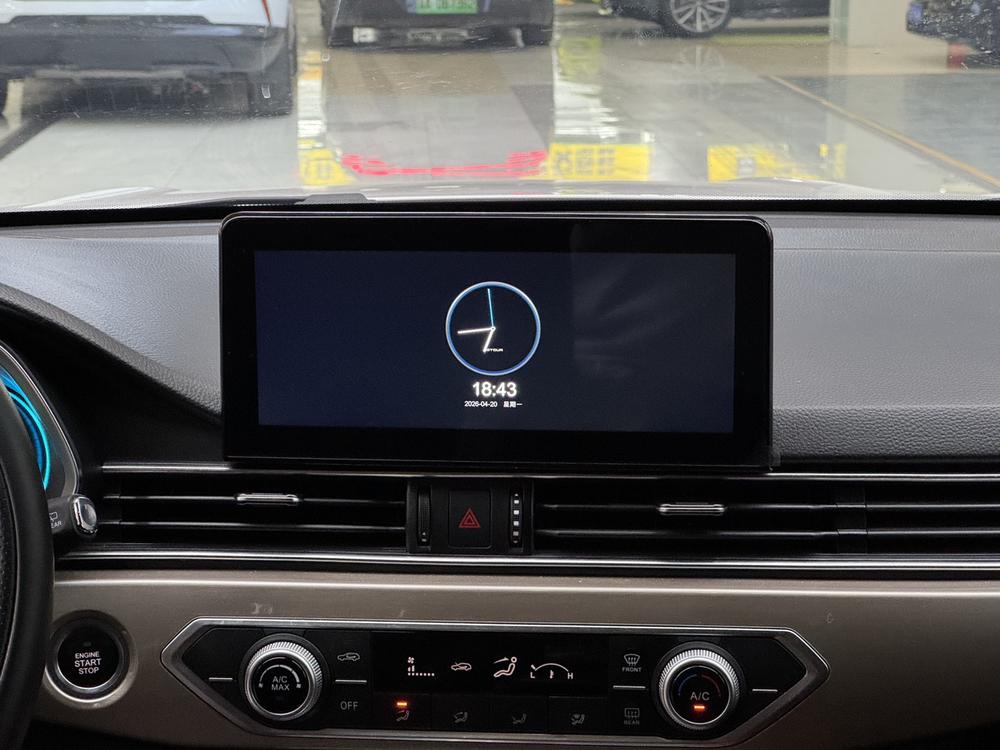 Jetour X70 2024 car image #13
