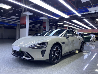MI SU7 2025 car image 