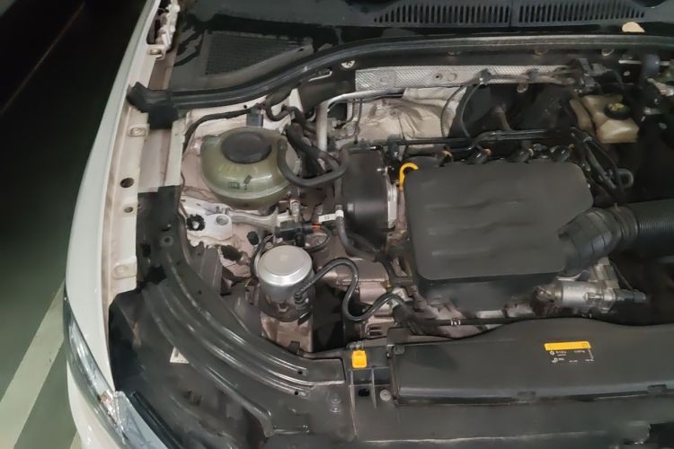 Volkswagen Lavida 2021 immagine di auto #22