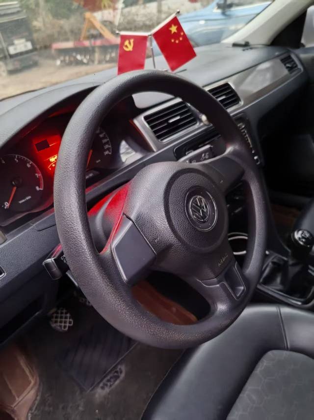 Volkswagen Santana 2014 #10 Volkswagen Santana 2014 car image #10