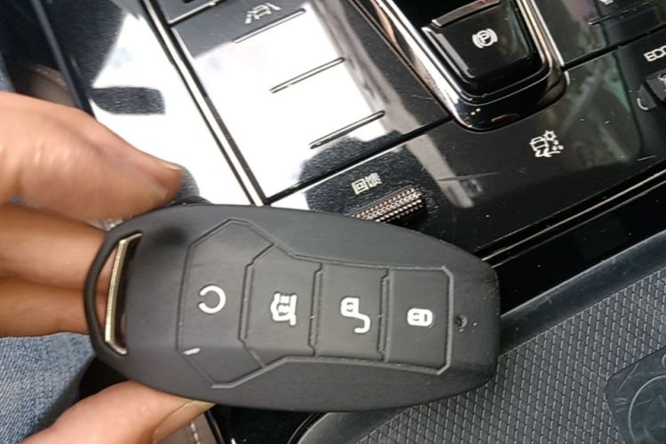 BYD Han 2021 car image #9