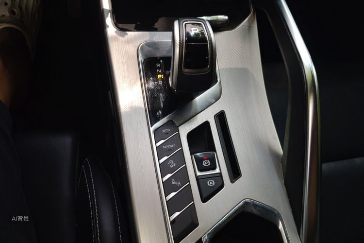 GEELY Coolray 2019 car image #16