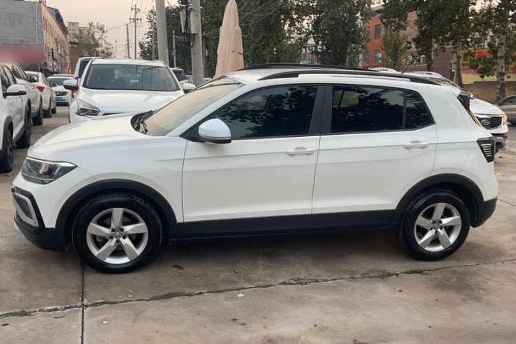 Volkswagen T-Cross 2019 #3 Volkswagen T-Cross 2019 car image #3